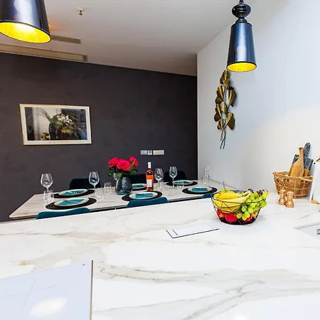Apartment Fides *