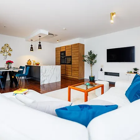 Fides Apartman Abbázia